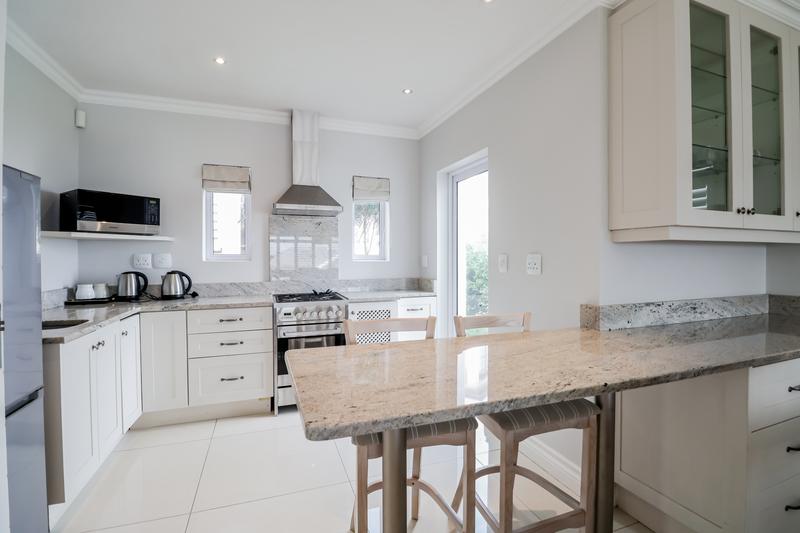 To Let 5 Bedroom Property for Rent in Pinnacle Point Golf Estate Western Cape